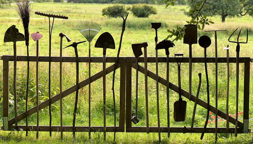 garden-tools-on-gate-1.jpg